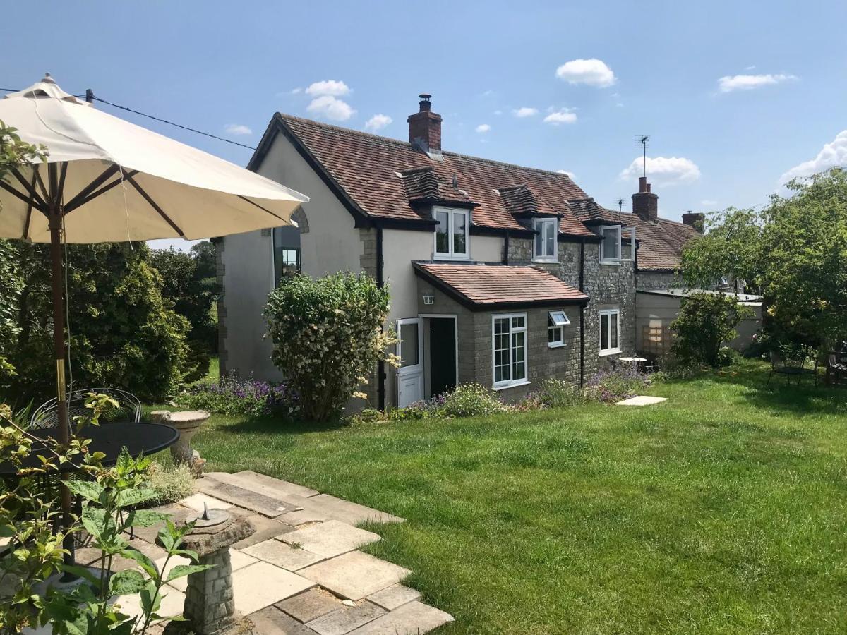 Charming Modernized Country Cottage Near Mere, Wiltshire Mere  Extérieur photo